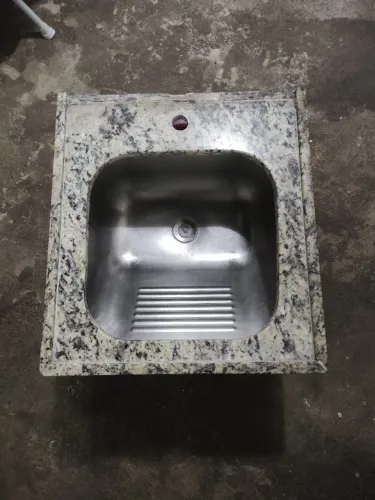 Tanque em granito São Gabriel (50cm x 55cm)