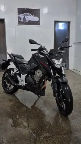Vendo CB300F 2023