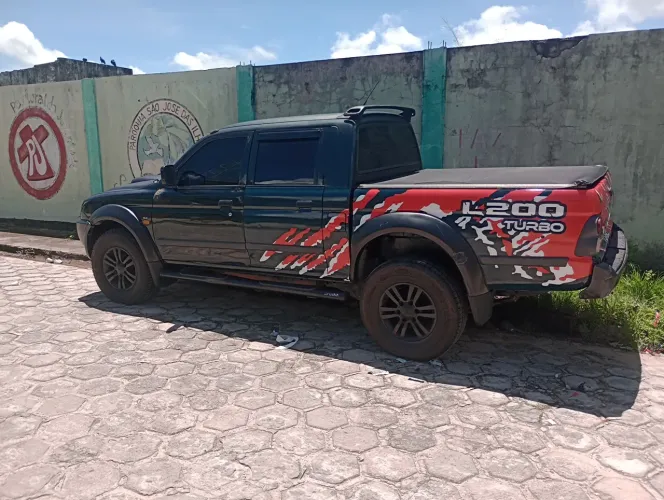 Mitsubishi L200 Outdoor GLS 2.5 4X4 CD TDI Diesel 2010