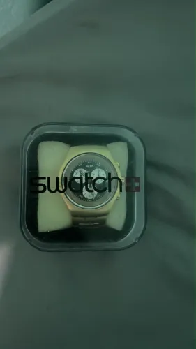 Relógio Swatch cara Preta 