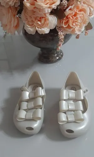 Mini melissa triple bow