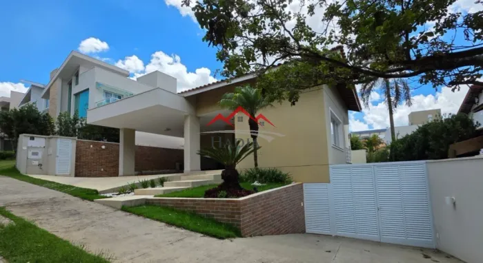 Casa ampla com 3 suítes, à venda no Condomínio Bosque dos Jatobás em Jundiaí-SP