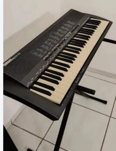 Teclado Yamaha PSR-19