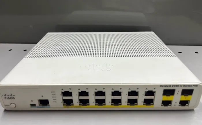 Catalyst 2960-C Series PoE 8 Portas