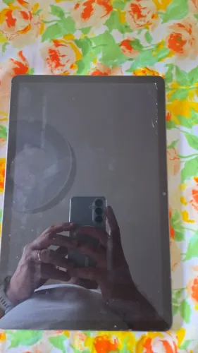 Tablet Samsung S9 com tela quebrada