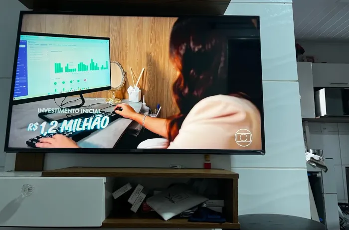 Vende-se TV 42 polegadas Smart 