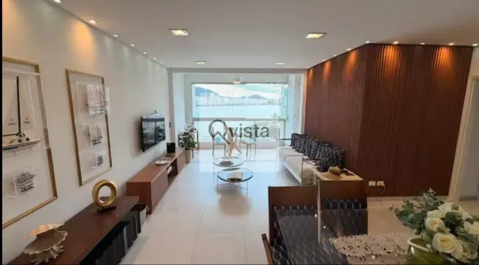 Apartamento em Astúrias - Guarujá, SP.