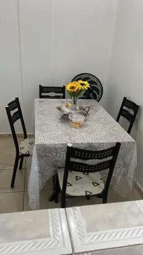 Vendo sala de jantar completa em ótimo estado *