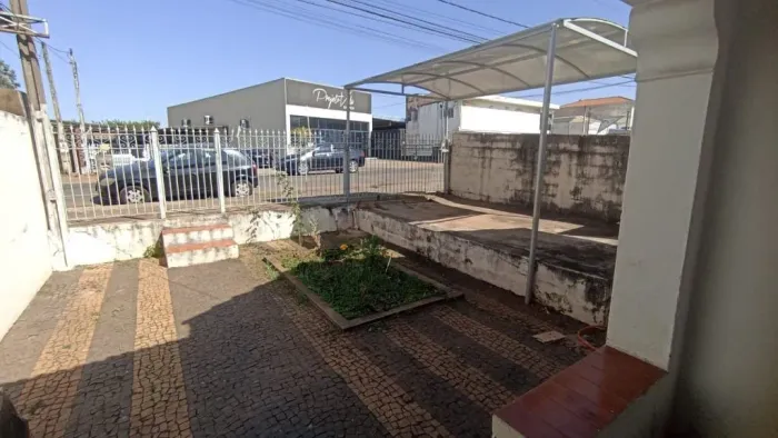 Casa com 2 dormitórios para alugar, 70 m² por R$ 1.565,00/mês - Vila São Manoel - American