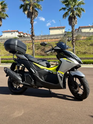 Yamaha Aerox ABS Connected 2026