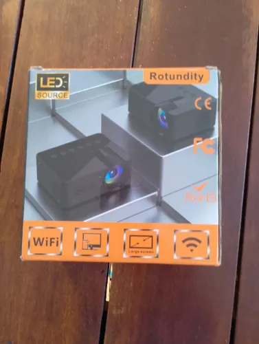 Mini projetor de vídeo portátil