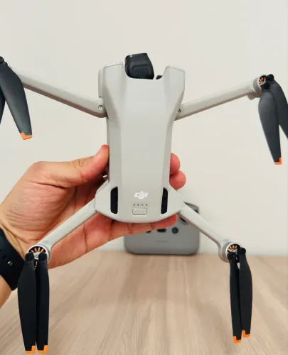 Drone DJI Mini 3 Standard , com bolsa 