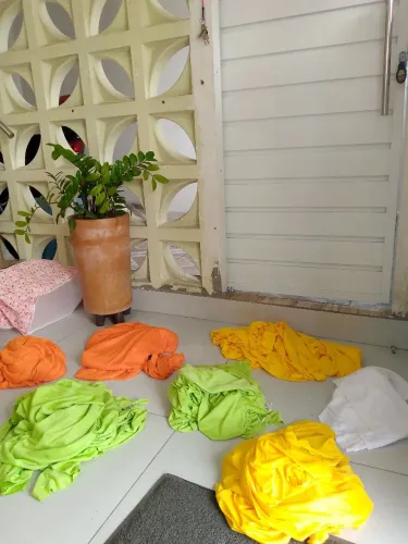 Malha para decora festa várias cores ,2 verde 2amarela,2 laranja 1 branca