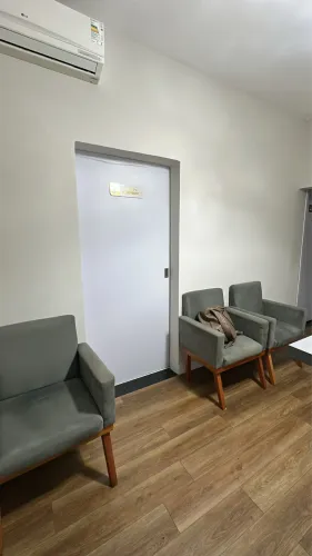 VENDO 2 POLTRONAS TECIDO CINZA ESCURO