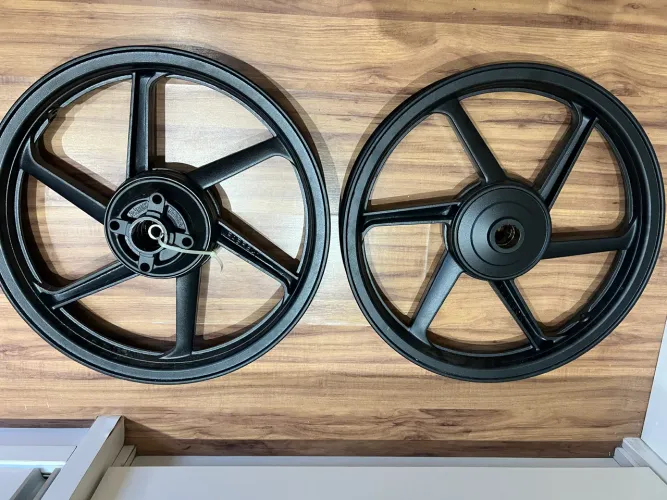 Roda de Liga Leve Titan 150