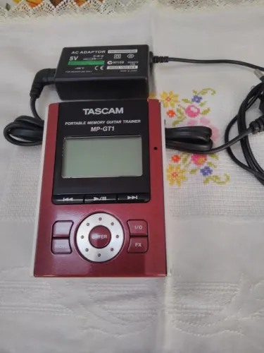 Guitar Trainer Tascam "Mp-Gt1" (Treinador para guitarra c