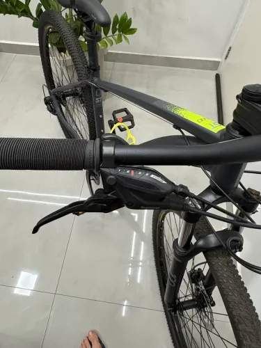 Bike 29 ROCKRIDER 24v quadro 17 toda shimano 