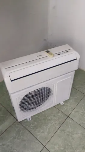 Vendo ar condicionado 12 mil BTUs convencional