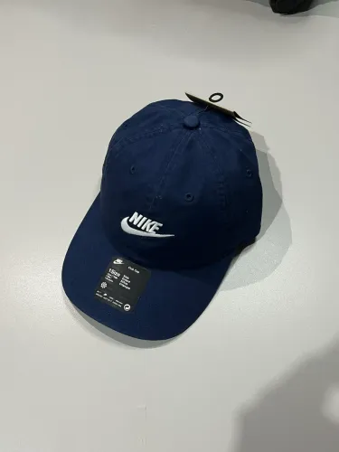 Boné Nike club infantil