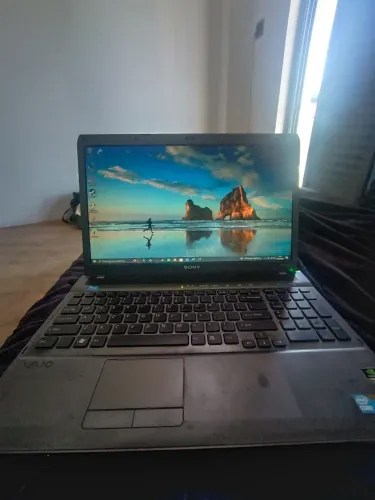 Notebook Sony VAIO i7 8GB RAM 16,4 Full HD Sem Bateria, Funciona na Tomada