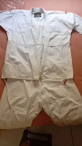 vendo kimono de jiu-jitsu
