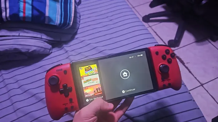 Console Nintendo switch Oled + controle Hori + case