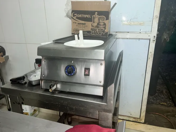 Banho Maria Macom elétrico 220