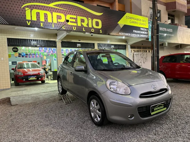Nissan March SV 1.6 16V Flex Fuel 2014
