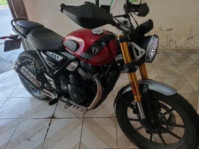 Moto Triumph Scrambler 400X - Vermelha