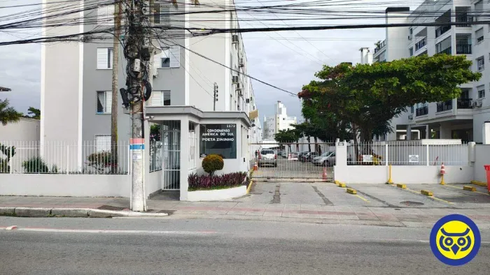 Apartamento de 3 dormitórios bairro Abraão em Florianópolis