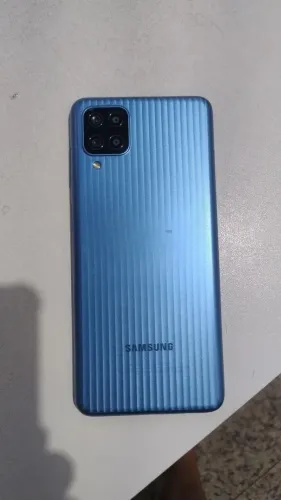 Celular M12 