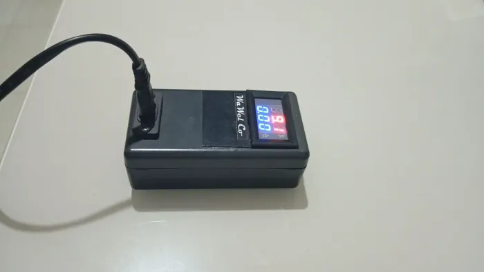 Fonte de 9v x 2A para pedaleiras ou set de pedsis