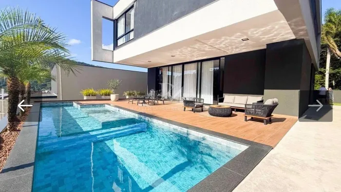 Casa Condomínio Bella Vista Em Balneário Camboriú com 4 suítes e 565m²