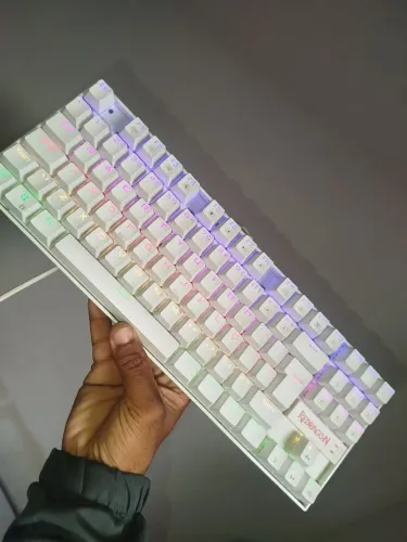 Teclado Red Dragon semi-novo