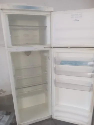 Vendo geladeira