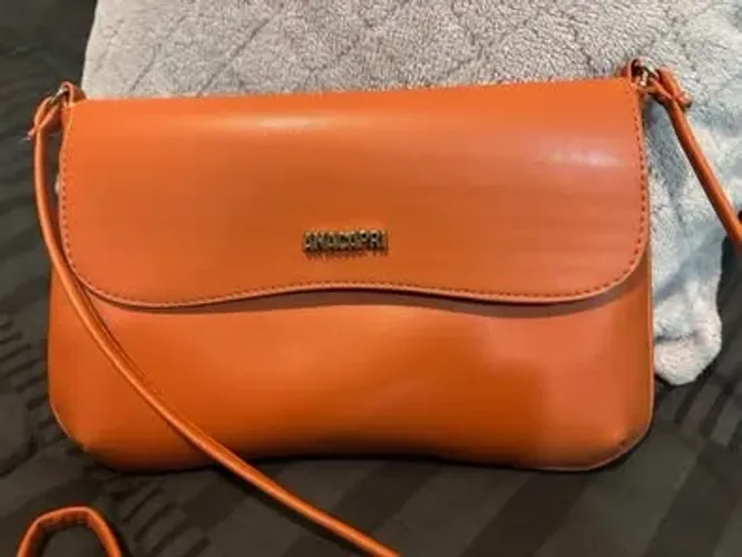 Bolsa tiracolo marca Anacapri
