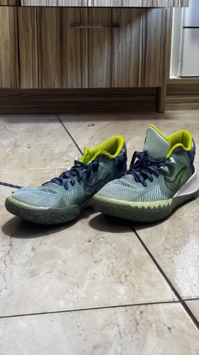 Nike Kyrie Flytrap 5