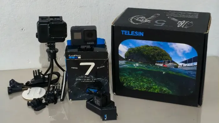 GoPro Hero 7 Black com Dome e Acessórios
