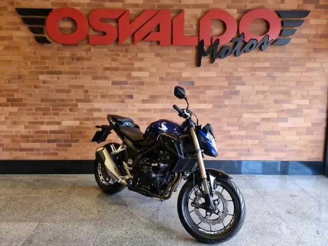 HONDA CB 500F 2024