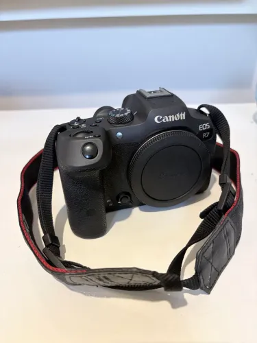 Canon R7 corpo completa com garantia até 6/5