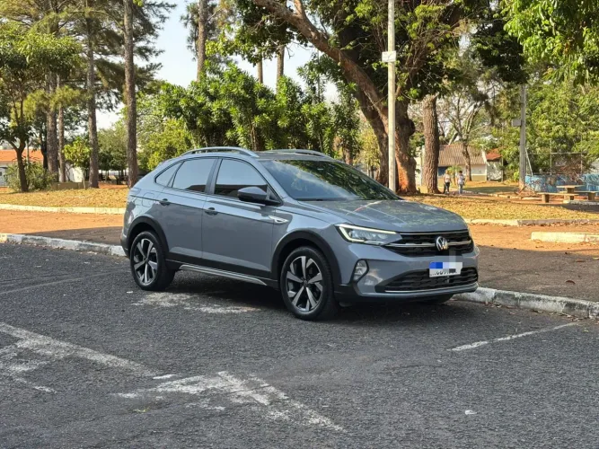 Volkswagen Nivus Highline 1.0 200 TSI Flex AUT 2021