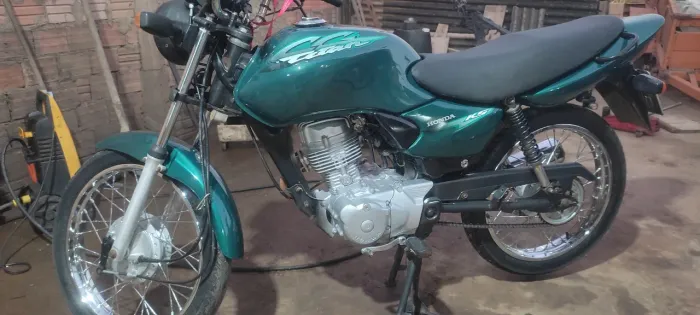 Moto Titan 125