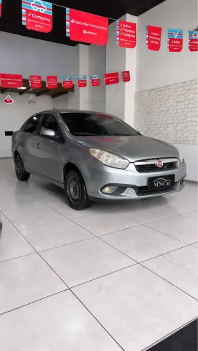 Fiat Grand Siena Attrac. 1.4 EVO F.flex 8V 2013