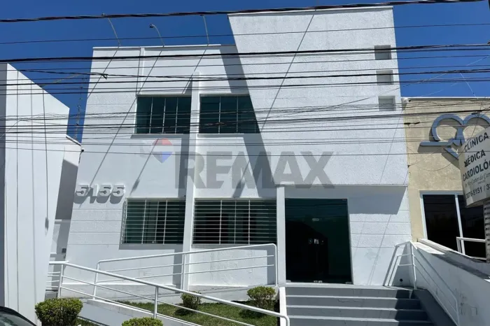 Locação: Espaço Comercial 250m² em Vinhedo/SP