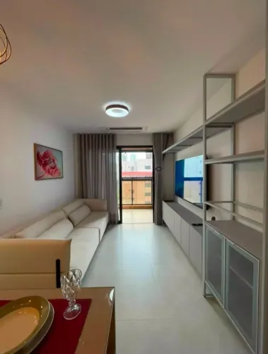 Ed. Llivelo Garden 2 suítes 75m², 2 vagas de garagem, 100% mobíliado.
