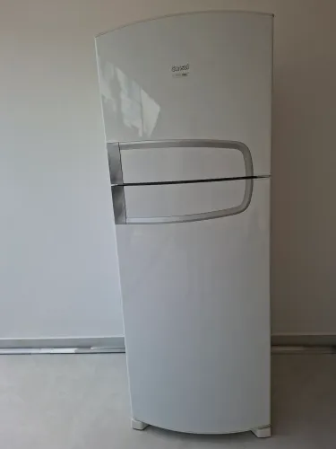 Geladeira consul em ótimo estado