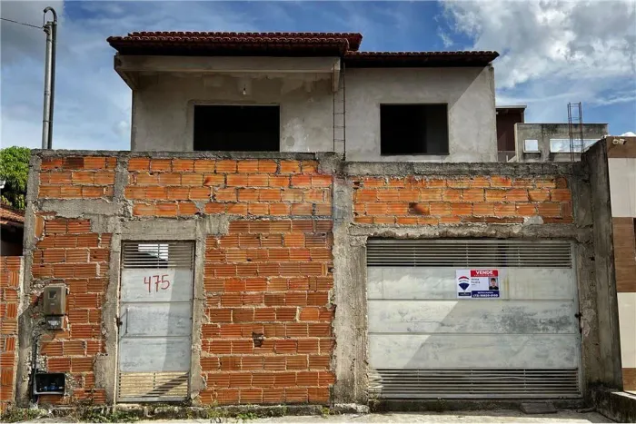 VENDE-SE DUPLEX EM CONSTRUÇÃO NO SÃO LOURENÇO