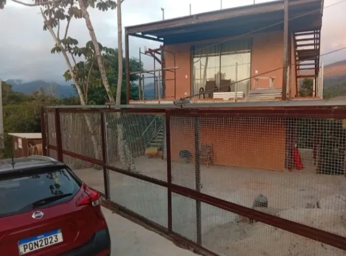 Vendo casa na Ilhabela 1.200.000