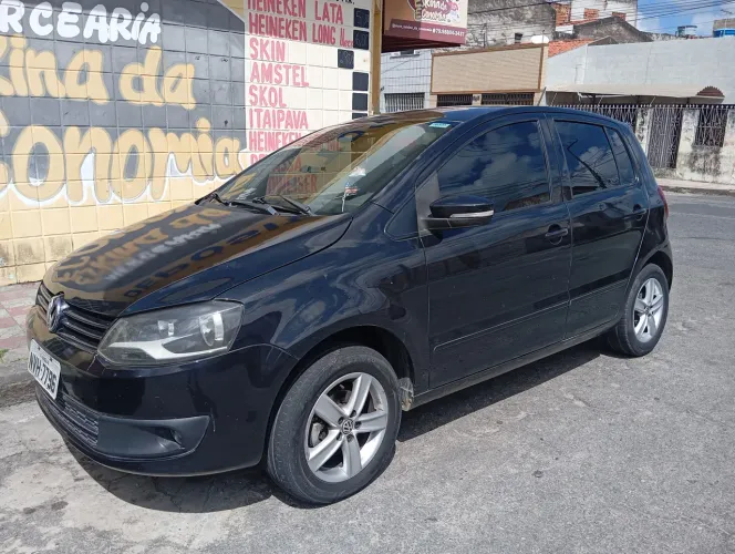 Volkswagen Fox 1.0 MI Total Flex 8V 5P 2012