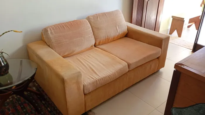 Sofá Conservado.